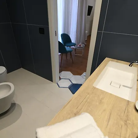 Slopes And 招待所 4*